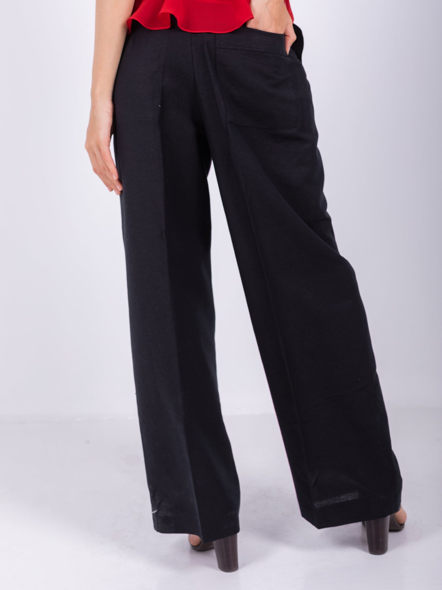 100% BLACK LINEN WIDE-LEG PANTS