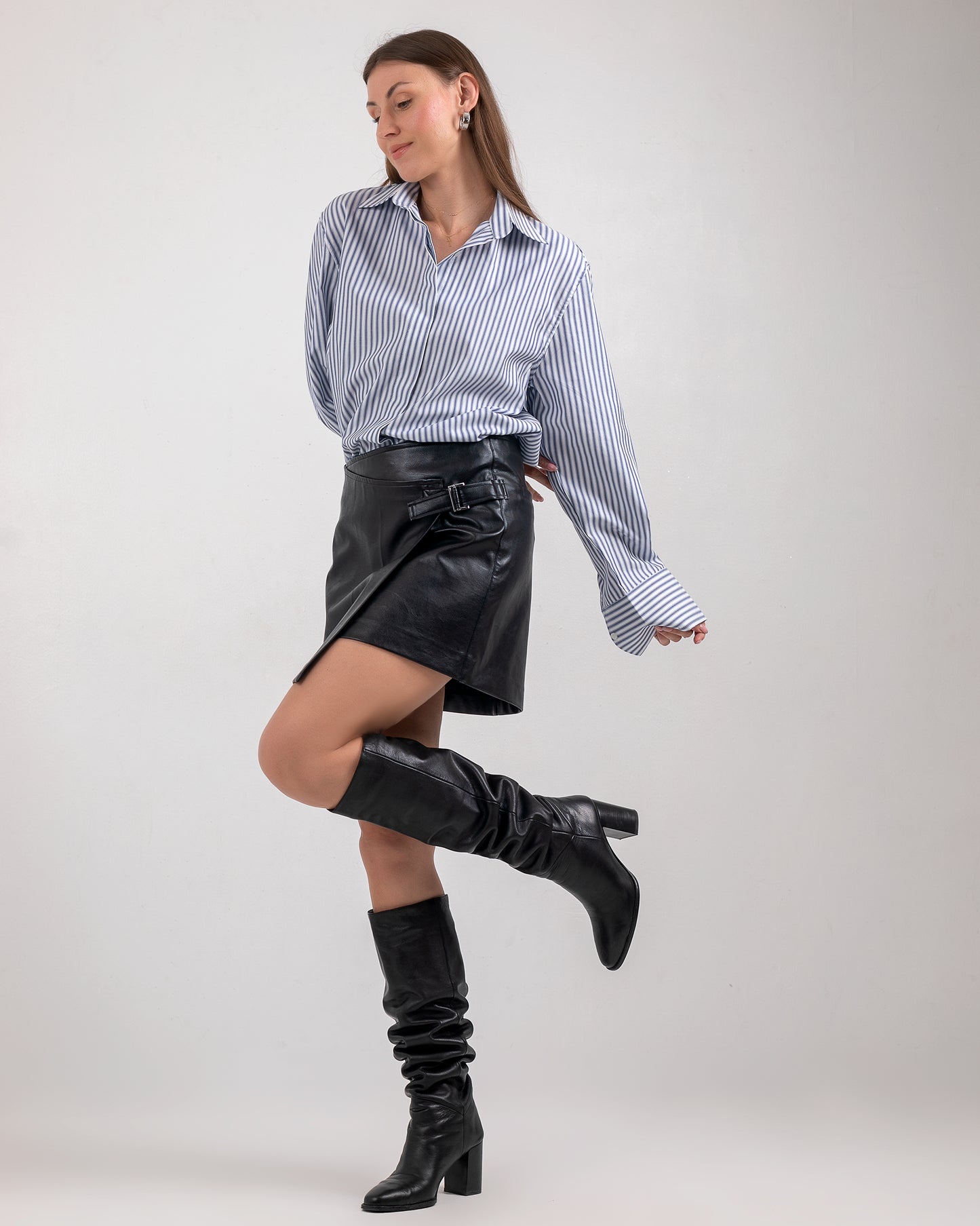 BLACK LEATHER MINI SKIRT