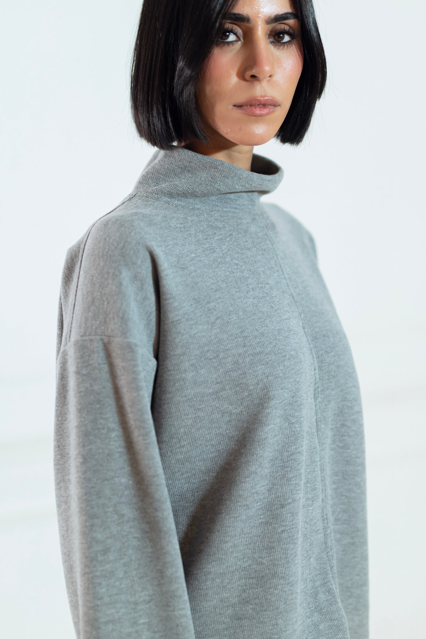 GREY CASHMERE SWEATER & SWEATPANTS