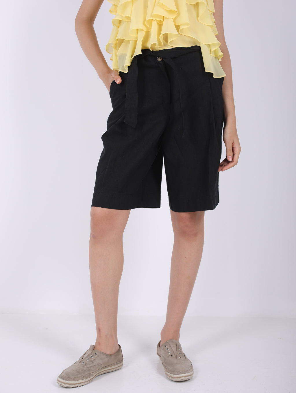 LINEN SHORT PLEATED BERMUDA SHORTS