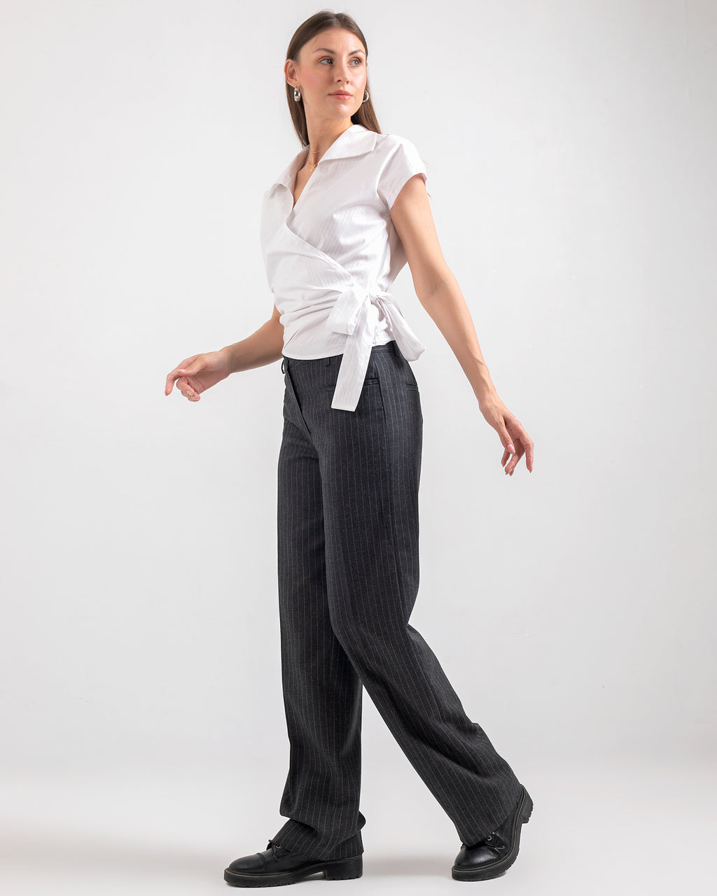 SLEEVELESS  WRAP  WHITE  COTTON  BLOUSE