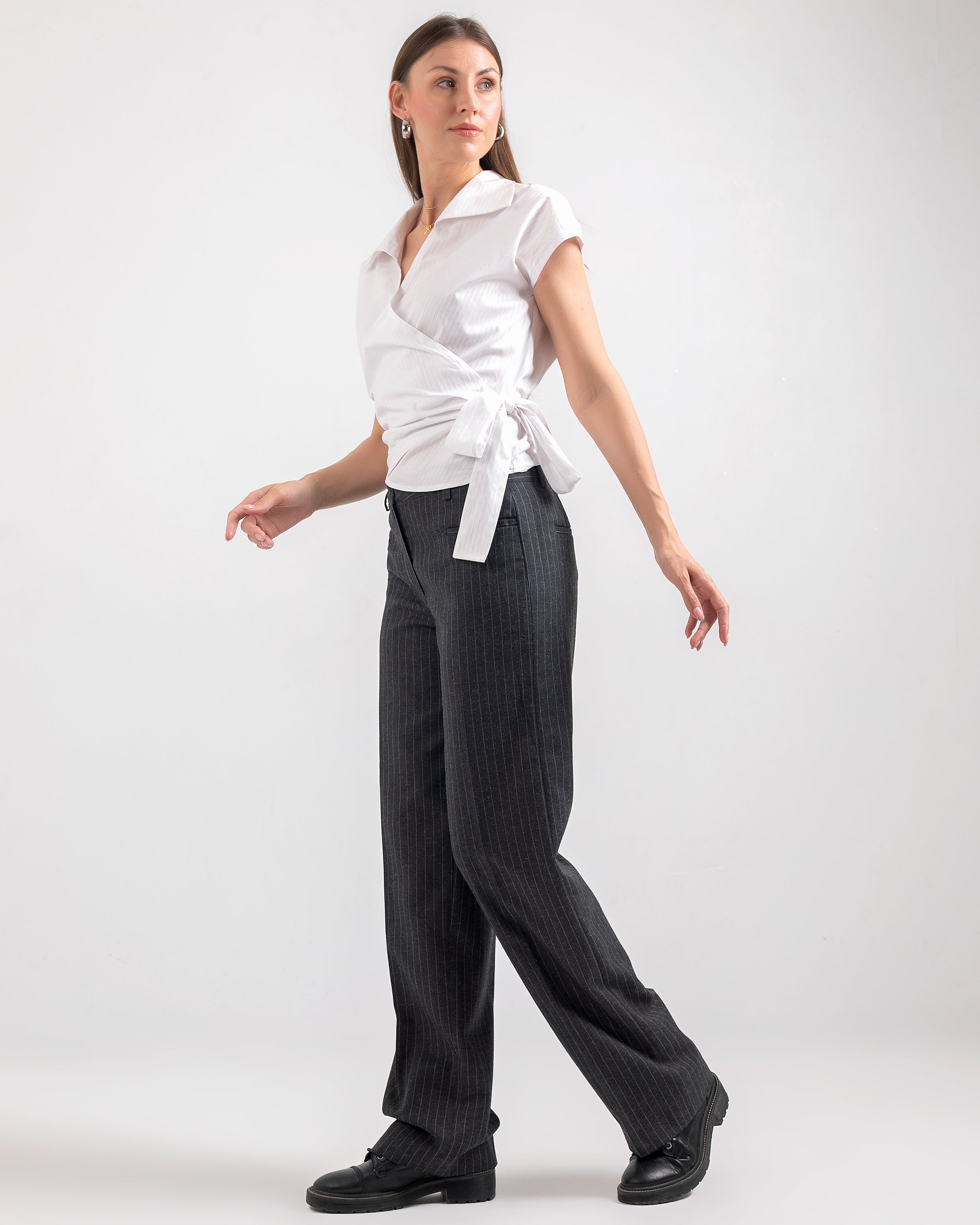 SLEEVELESS  WRAP  WHITE  COTTON  BLOUSE