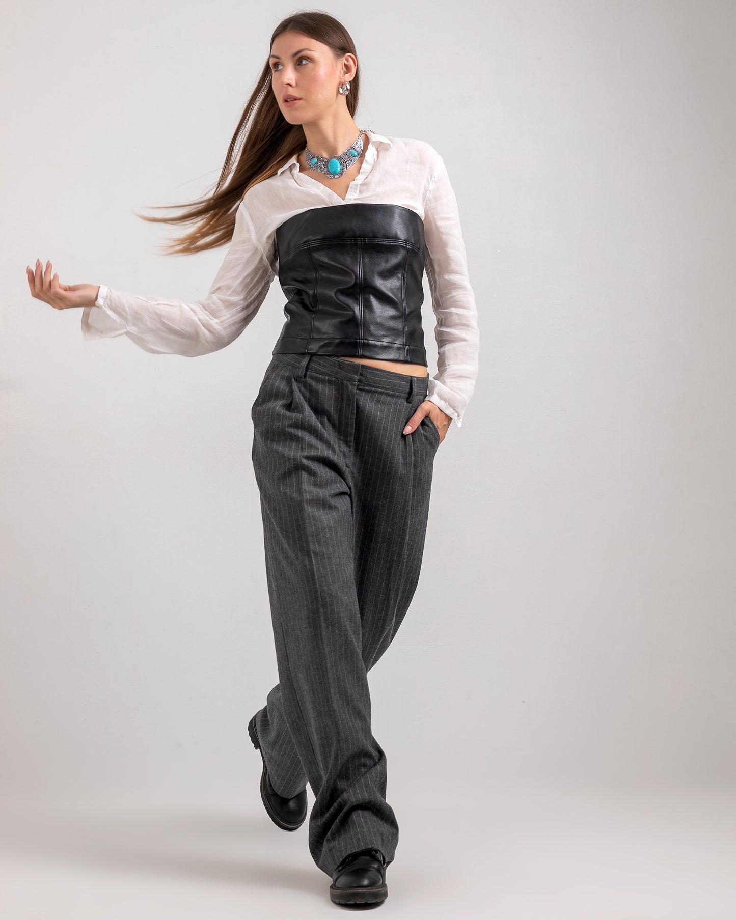 STRIPED DARK GREY LOOSE TROUSERS