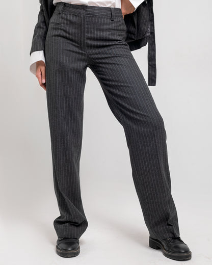FITTED STRIPED BLACK PANTS