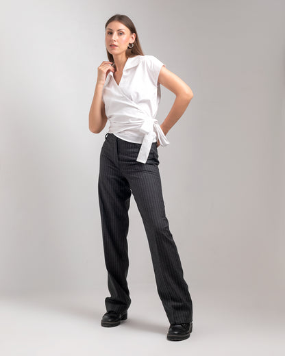 FITTED STRIPED BLACK PANTS