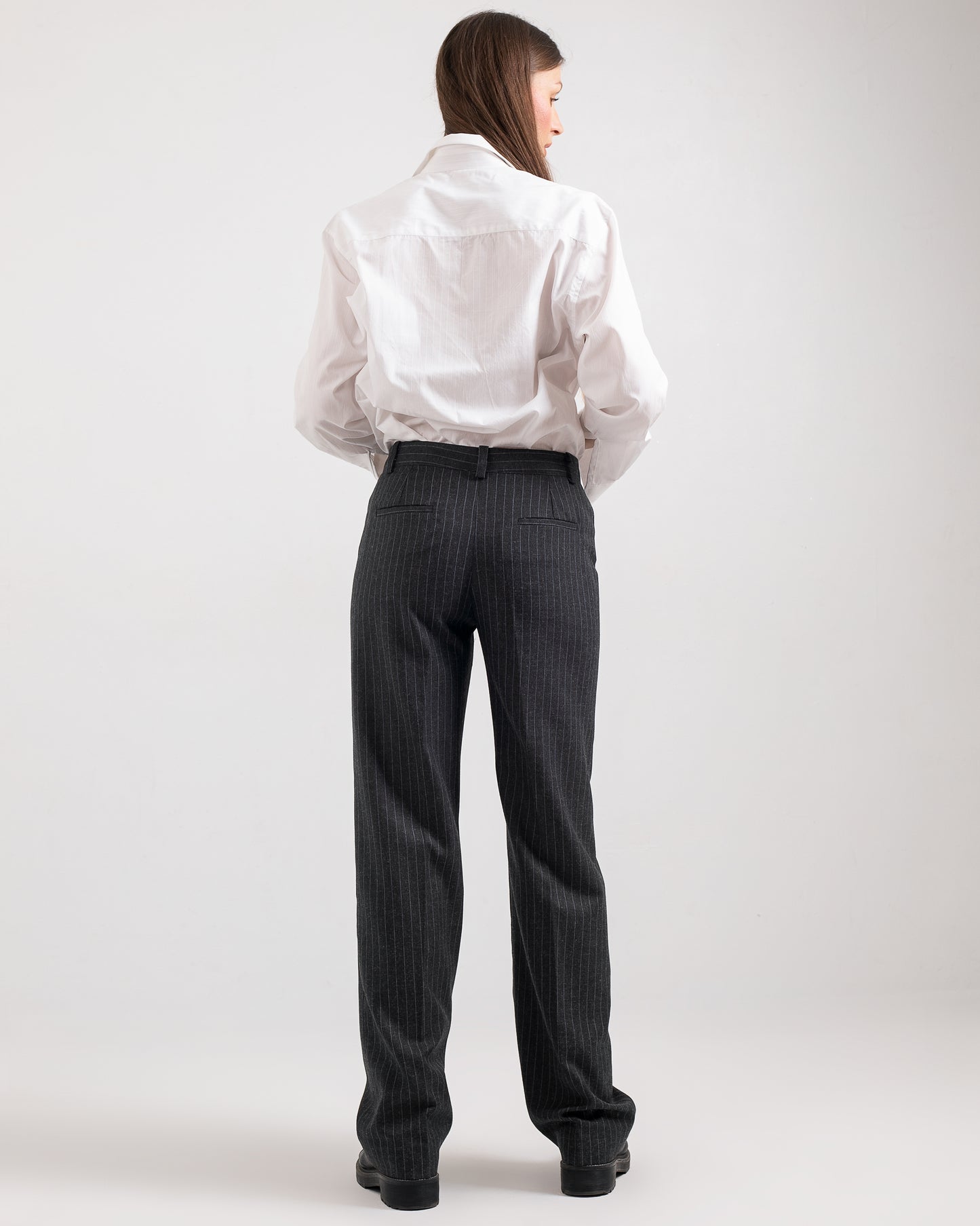 WHITE  CLASSIC  SHIRT