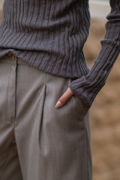 BEIGE  PLEATED  WIDE-LEG  PANTS