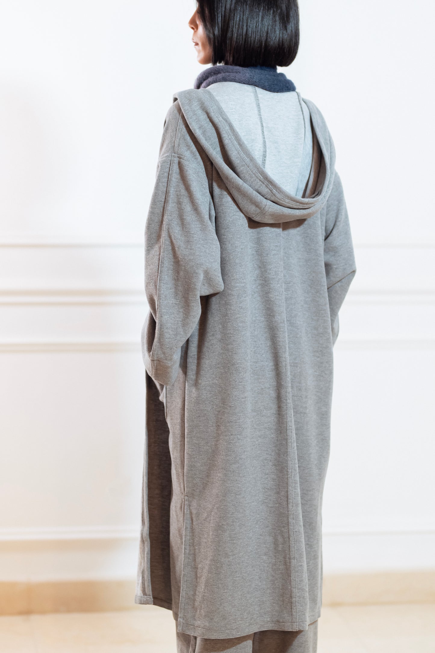 GREY CASHMERE LONG LOUNGE CARDIGAN  & SWEATPANTS